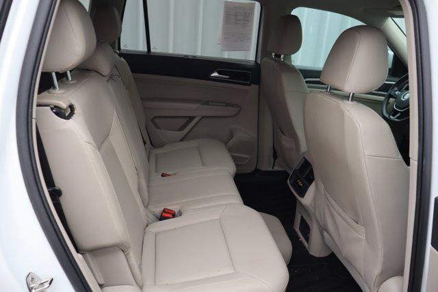Photo of 2019 Pure White Volkswagen Atlas