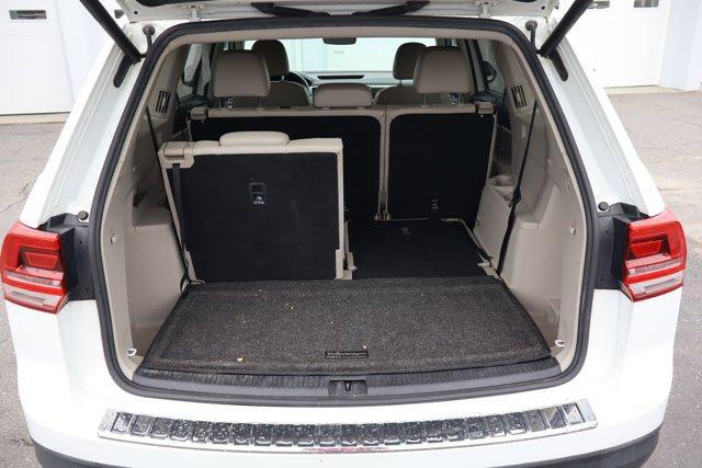 Photo of 2019 Pure White Volkswagen Atlas