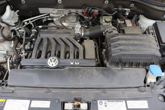 Photo of 2019 Pure White Volkswagen Atlas
