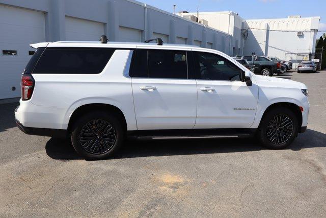 Photo of 2021 Summit White Chevrolet Suburban