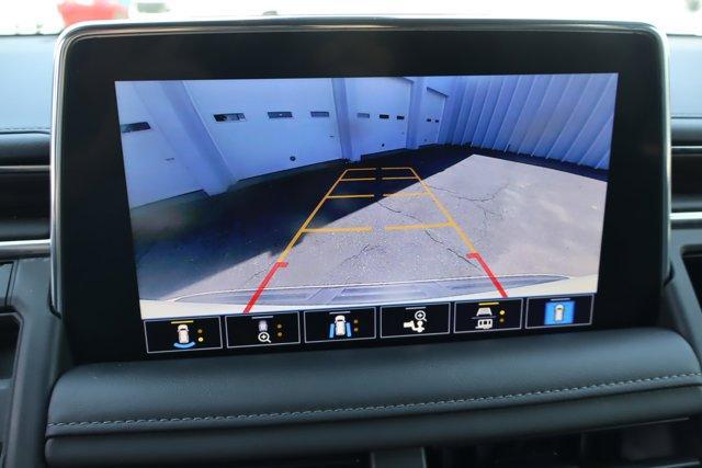 Photo of 2021 Summit White Chevrolet Suburban