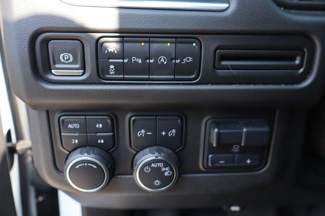 Photo of 2021 Summit White Chevrolet Suburban