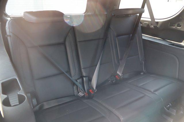 Photo of 2021 Summit White Chevrolet Suburban
