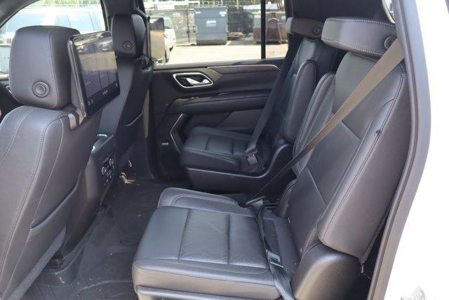 Photo of 2021 Summit White Chevrolet Suburban