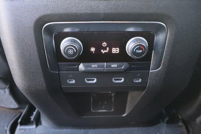 Photo of 2023 Summit White Chevrolet Tahoe