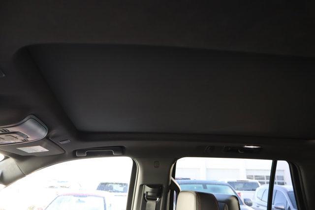 Photo of 2023 Summit White Chevrolet Tahoe