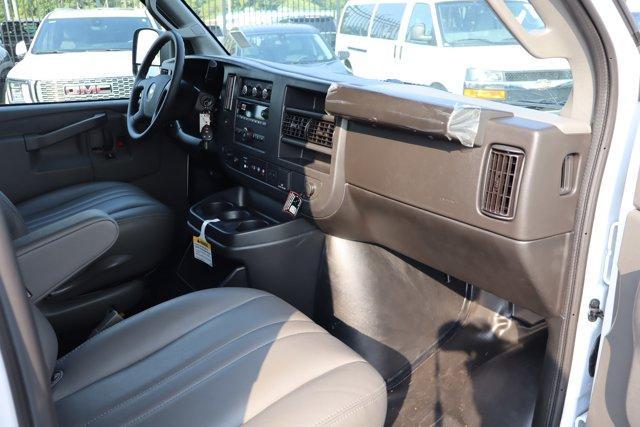 Photo of 2025 Summit White Chevrolet Express 2500