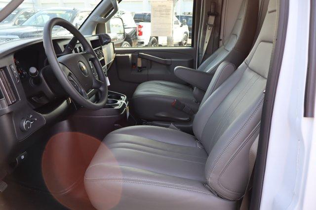 Photo of 2025 Summit White Chevrolet Express 2500