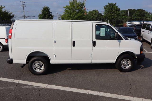 Photo of 2025 Summit White Chevrolet Express 2500