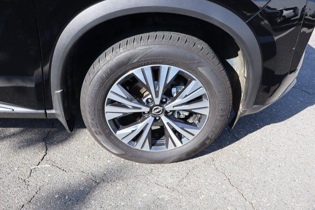 Photo of 2023 Black Nissan Rogue