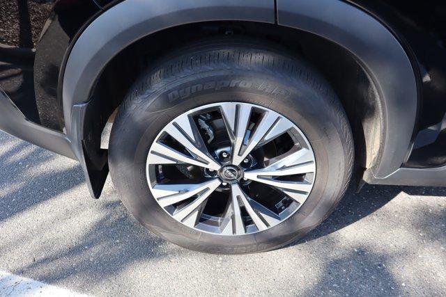 Photo of 2023 Black Nissan Rogue