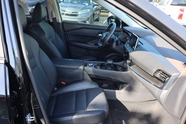 Photo of 2023 Black Nissan Rogue