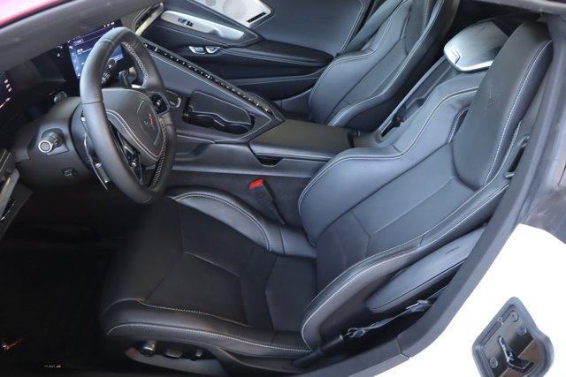 Photo of 2025 Arctic White Chevrolet Corvette