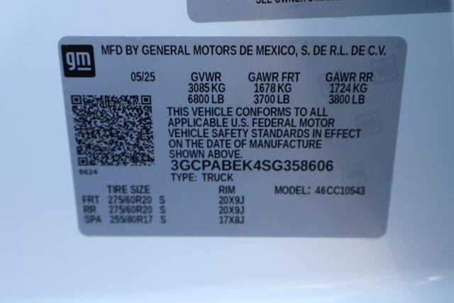 Photo of 2025 Summit White Chevrolet Silverado 1500