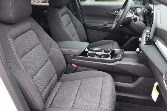 Photo of 2026 Summit White Chevrolet Equinox