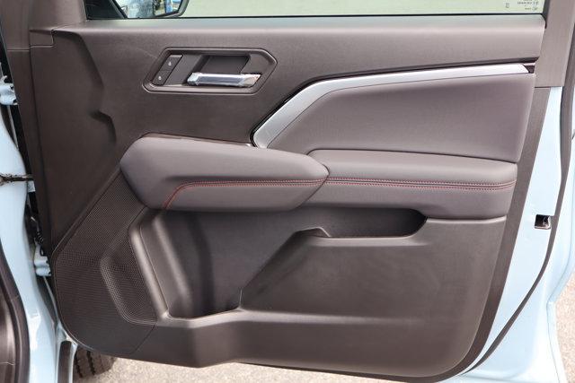 Photo of 2025 Metallic Chevrolet Colorado