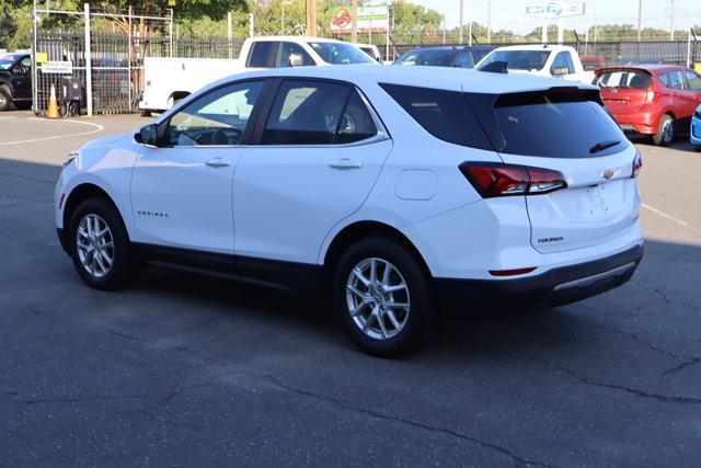 Photo of 2024 Summit White Chevrolet Equinox