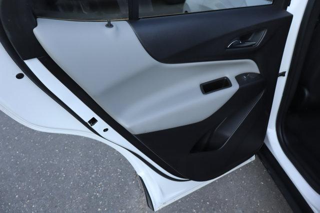 Photo of 2024 Summit White Chevrolet Equinox