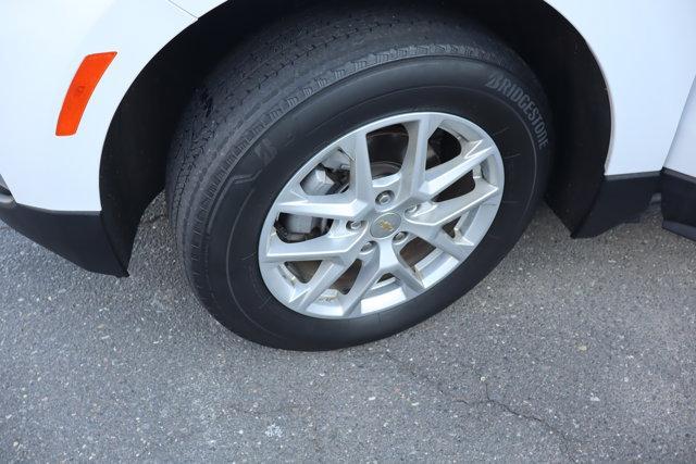 Photo of 2024 Summit White Chevrolet Equinox