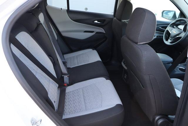Photo of 2024 Summit White Chevrolet Equinox