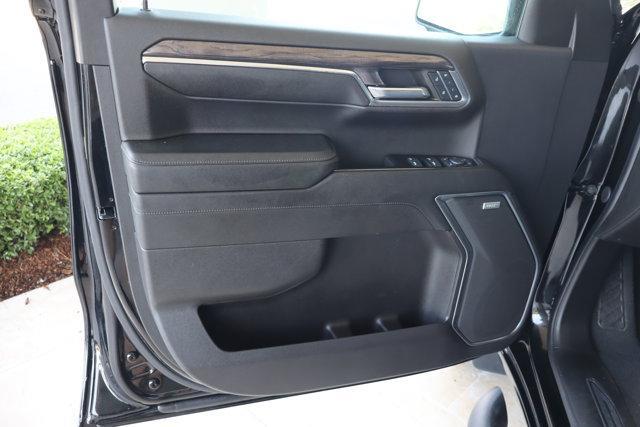 Photo of 2024 Black Chevrolet Silverado 1500
