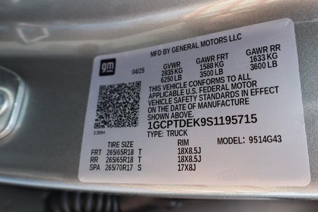 Photo of 2025 Sterling Gray Metallic Chevrolet Colorado