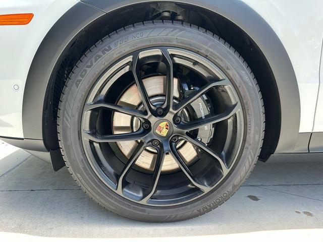 Photo of 2025 Porsche Cayenne