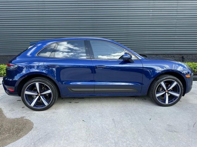 Photo of 2023 Blue Porsche Macan