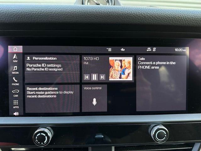 Photo of 2023 Blue Porsche Macan