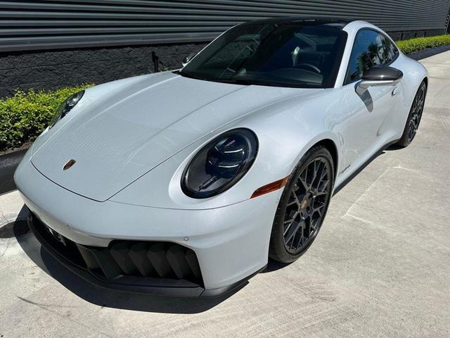 Photo of 2025 Gray Porsche 911