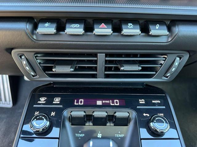Photo of 2025 Gray Porsche 911