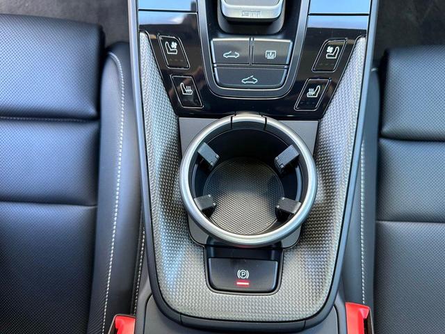 Photo of 2025 Gray Porsche 911