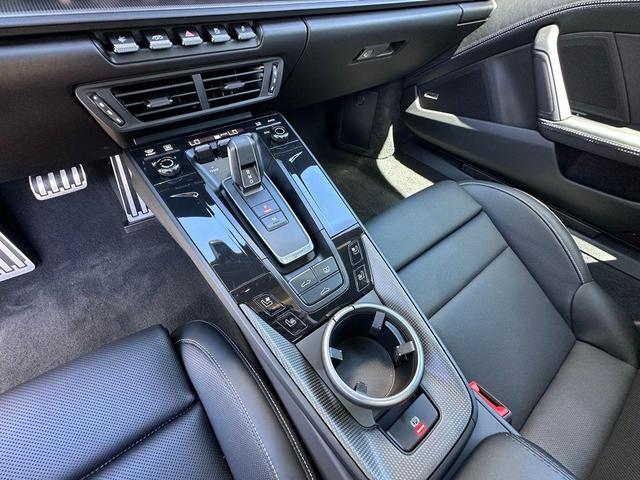 Photo of 2025 Gray Porsche 911