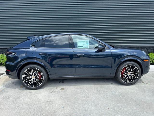 Photo of 2025 Blue Metallic Porsche Cayenne