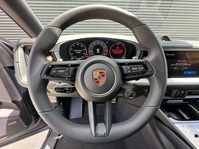 Photo of 2025 Blue Metallic Porsche Cayenne