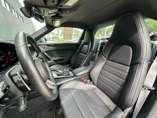 Photo of 2024 Gray Porsche 911