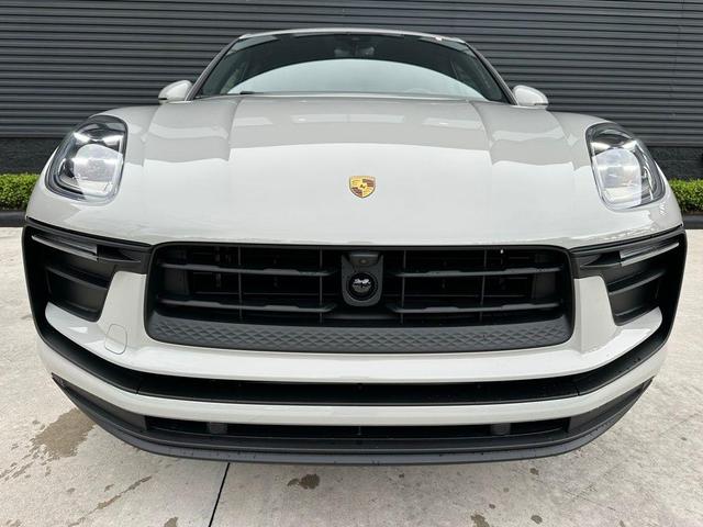 Photo of 2026 Chalk Porsche Macan