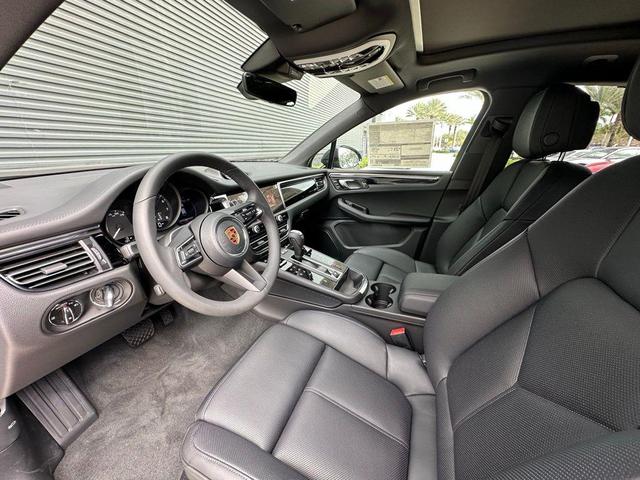Photo of 2025 Black Porsche Macan