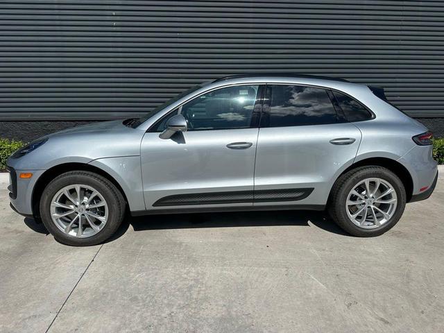 Photo of 2025 Silver Metallic Porsche Macan
