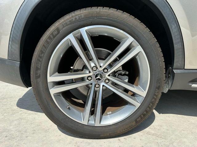 Photo of 2022 Silver Metallic Mercedes-Benz GLE 350