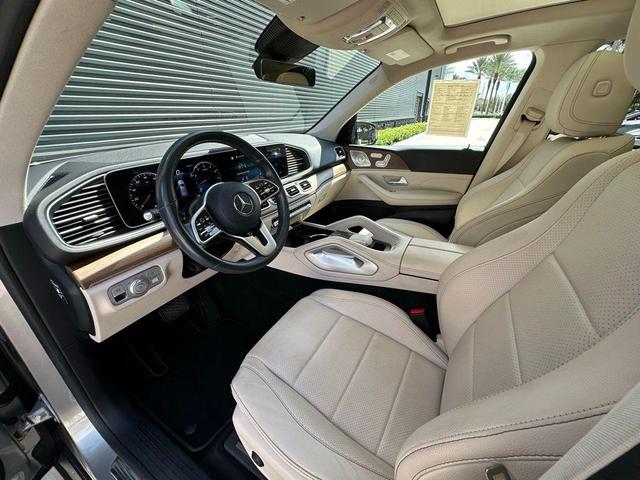 Photo of 2022 Silver Metallic Mercedes-Benz GLE 350