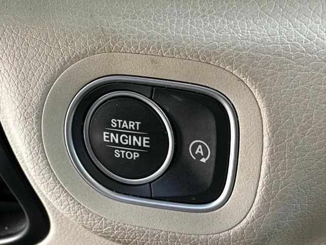 Photo of 2022 Silver Metallic Mercedes-Benz GLE 350