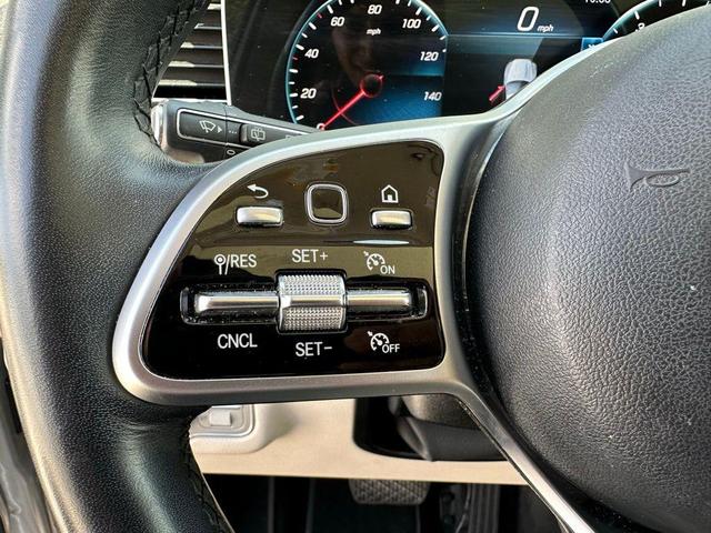 Photo of 2022 Silver Metallic Mercedes-Benz GLE 350