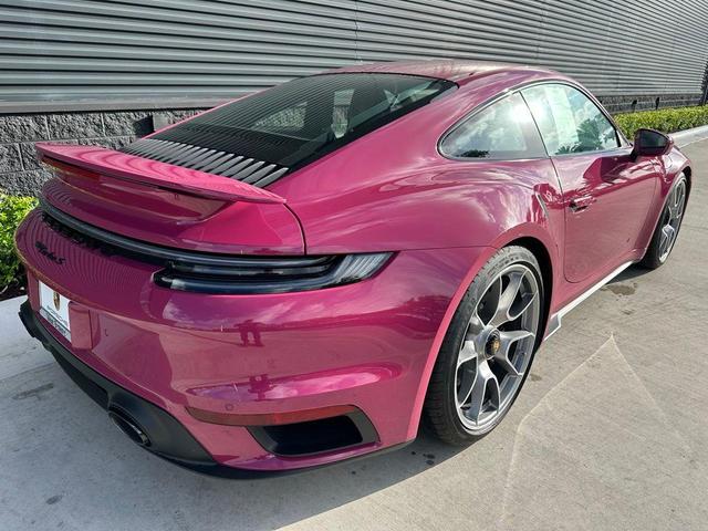 Photo of 2024 Ruby Porsche 911