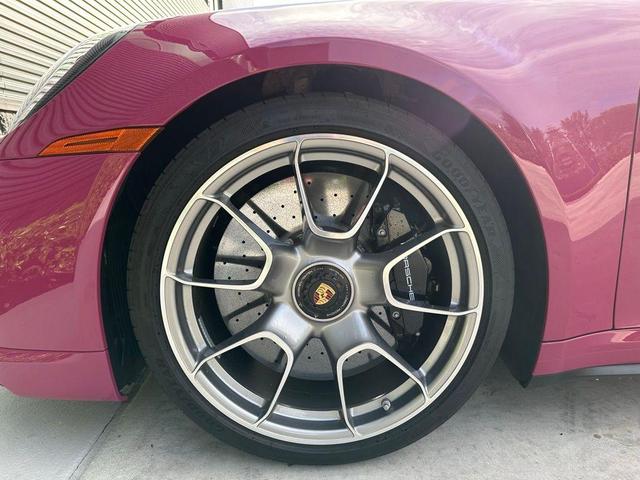 Photo of 2024 Ruby Porsche 911