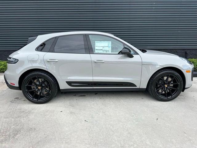 Photo of 2026 Chalk Porsche Macan