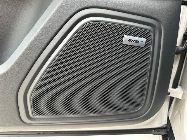 Photo of 2026 Chalk Porsche Macan