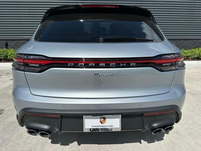 Photo of 2025 Silver Metallic Porsche Macan