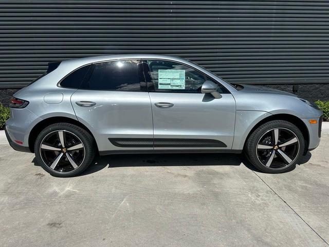 Photo of 2025 Silver Metallic Porsche Macan