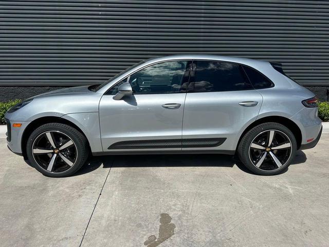 Photo of 2025 Silver Metallic Porsche Macan